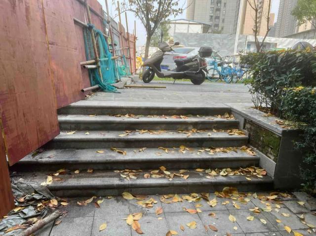 公园适老化方面这些做得还不错但还有改进空间澳门新葡京入口华商报记者走访了12座城市(图9)